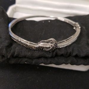 Diamond bracelet black and white diamonds Infinty